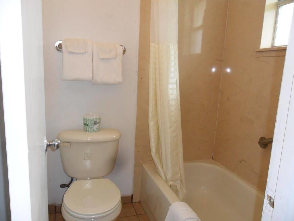 A-Ok Motel Muenster Екстериор снимка