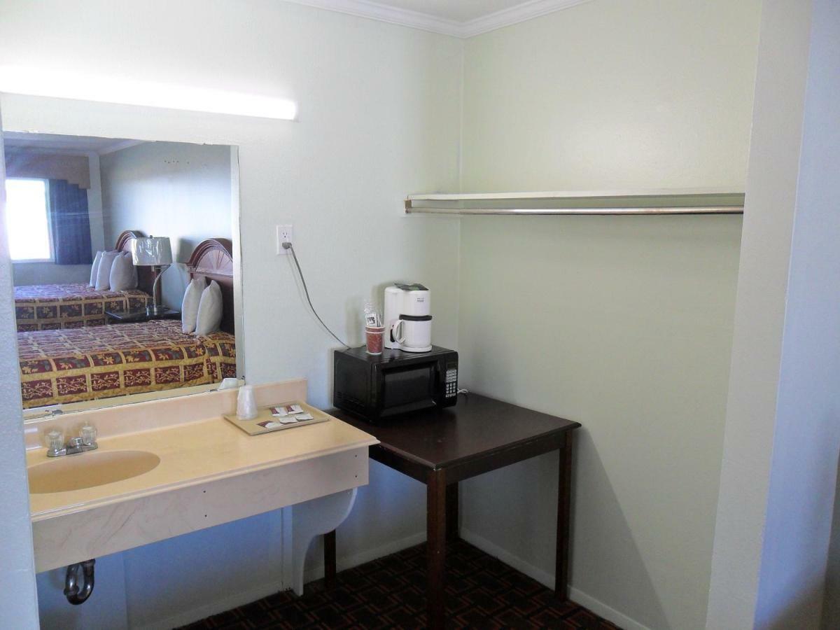 A-Ok Motel Muenster Екстериор снимка